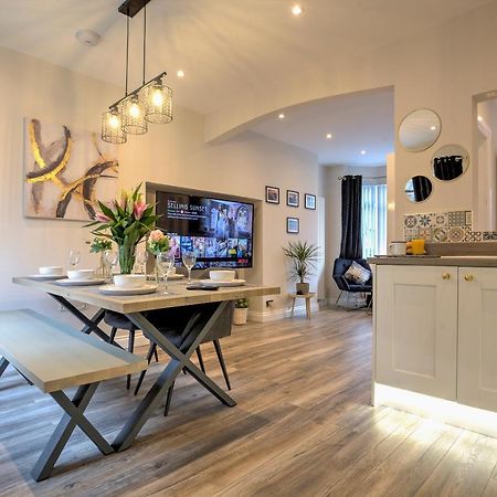 The Belfast Boutique Central Cozy Sleeps7 (Adults Only) Exteriör bild