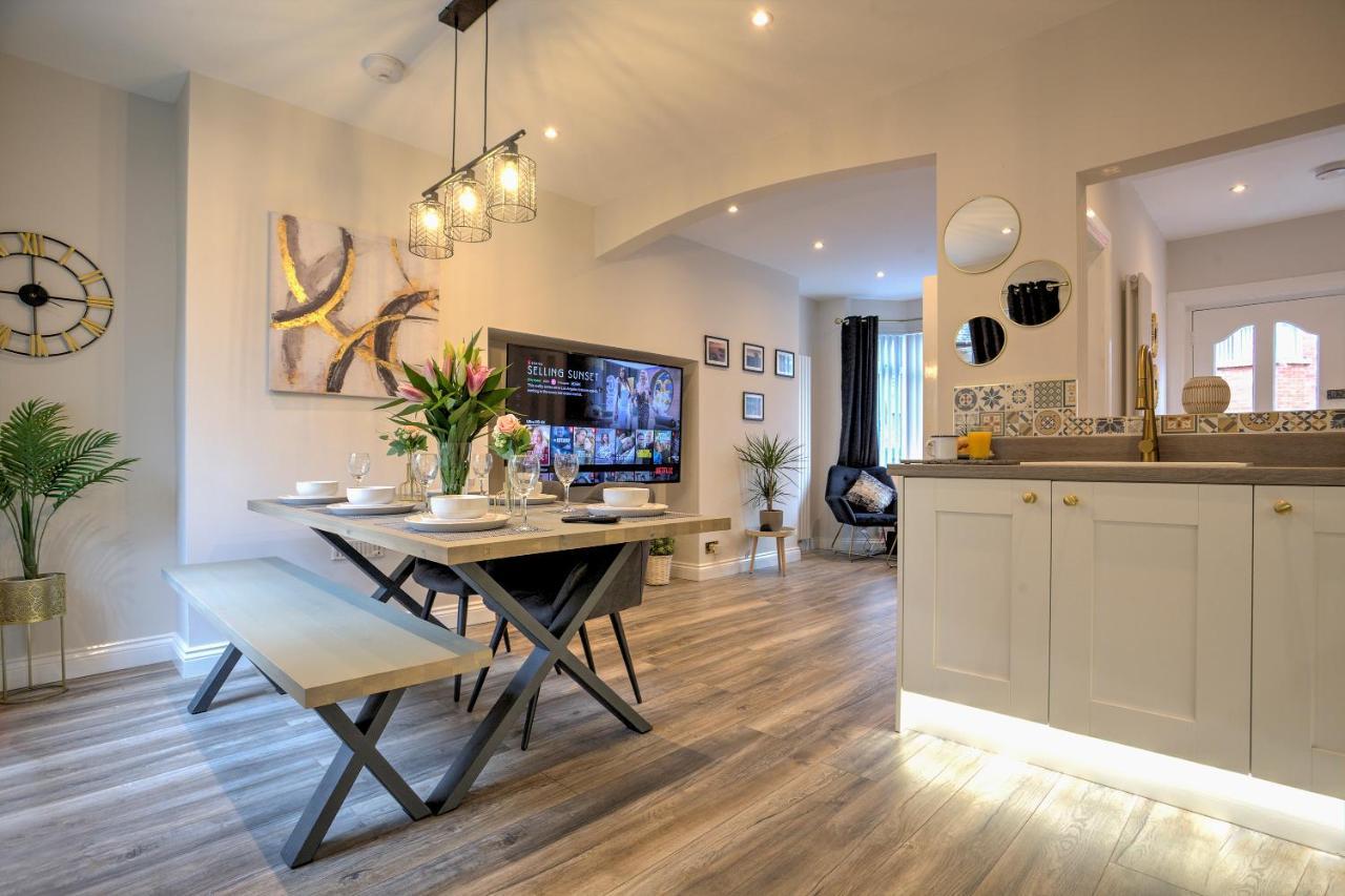 The Belfast Boutique Central Cozy Sleeps7 (Adults Only) Exteriör bild