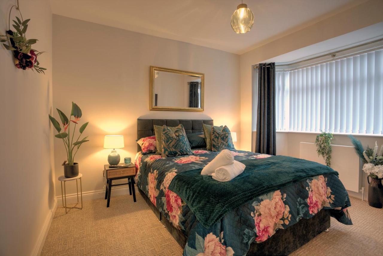 The Belfast Boutique Central Cozy Sleeps7 (Adults Only) Exteriör bild