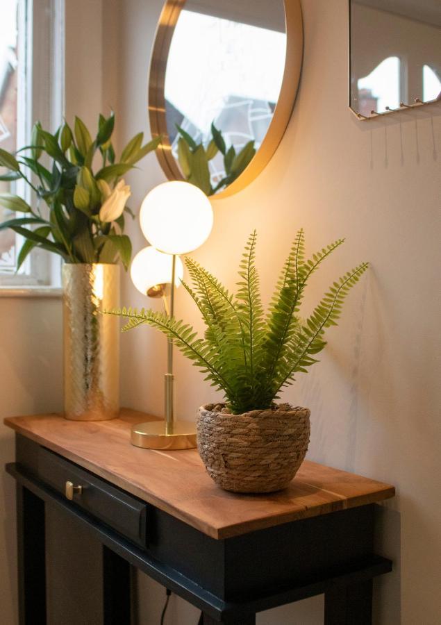 The Belfast Boutique Central Cozy Sleeps7 (Adults Only) Exteriör bild
