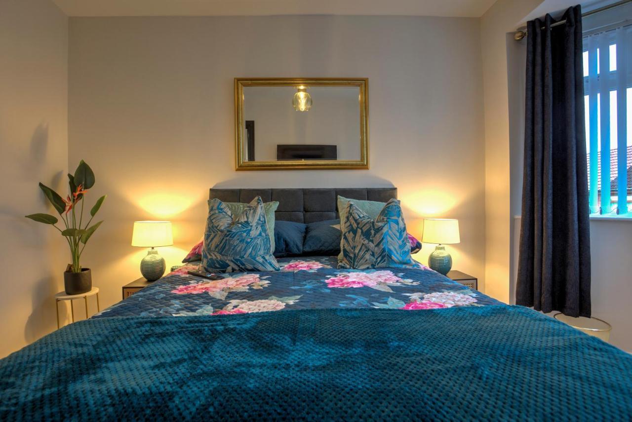 The Belfast Boutique Central Cozy Sleeps7 (Adults Only) Exteriör bild